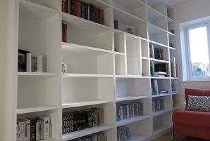 Idea: Fitted bookshelves